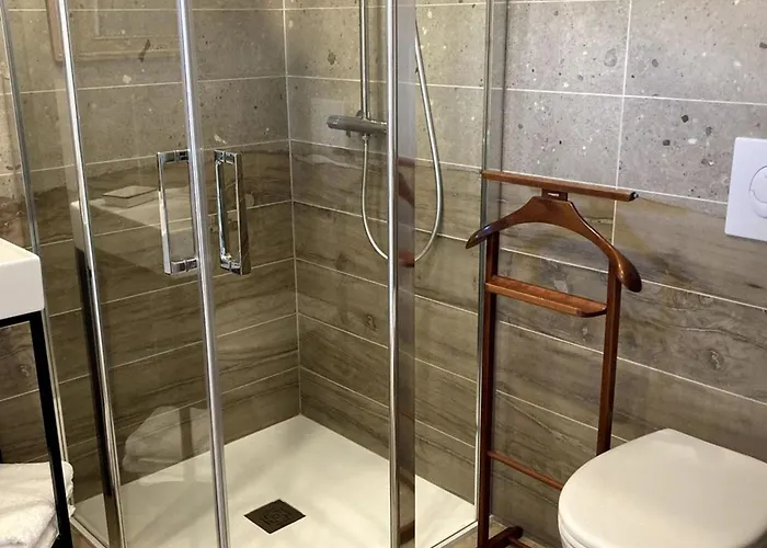 Pres De La Fleche, Adaptee Pmr, Animaux Admis, Petit-dejeuner Inclus - Fr-1-410-475 Bed & Breakfast Cre-sur-Loir